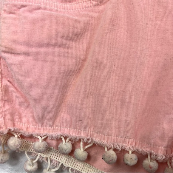 ❤️ WILDFOX Tassels Denim Cotton Shorts Pink - Picture 3 of 8